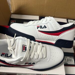 NEW Fila Original Fitness Shoes Athletic Classic Lifestyle Retro White Mens 8